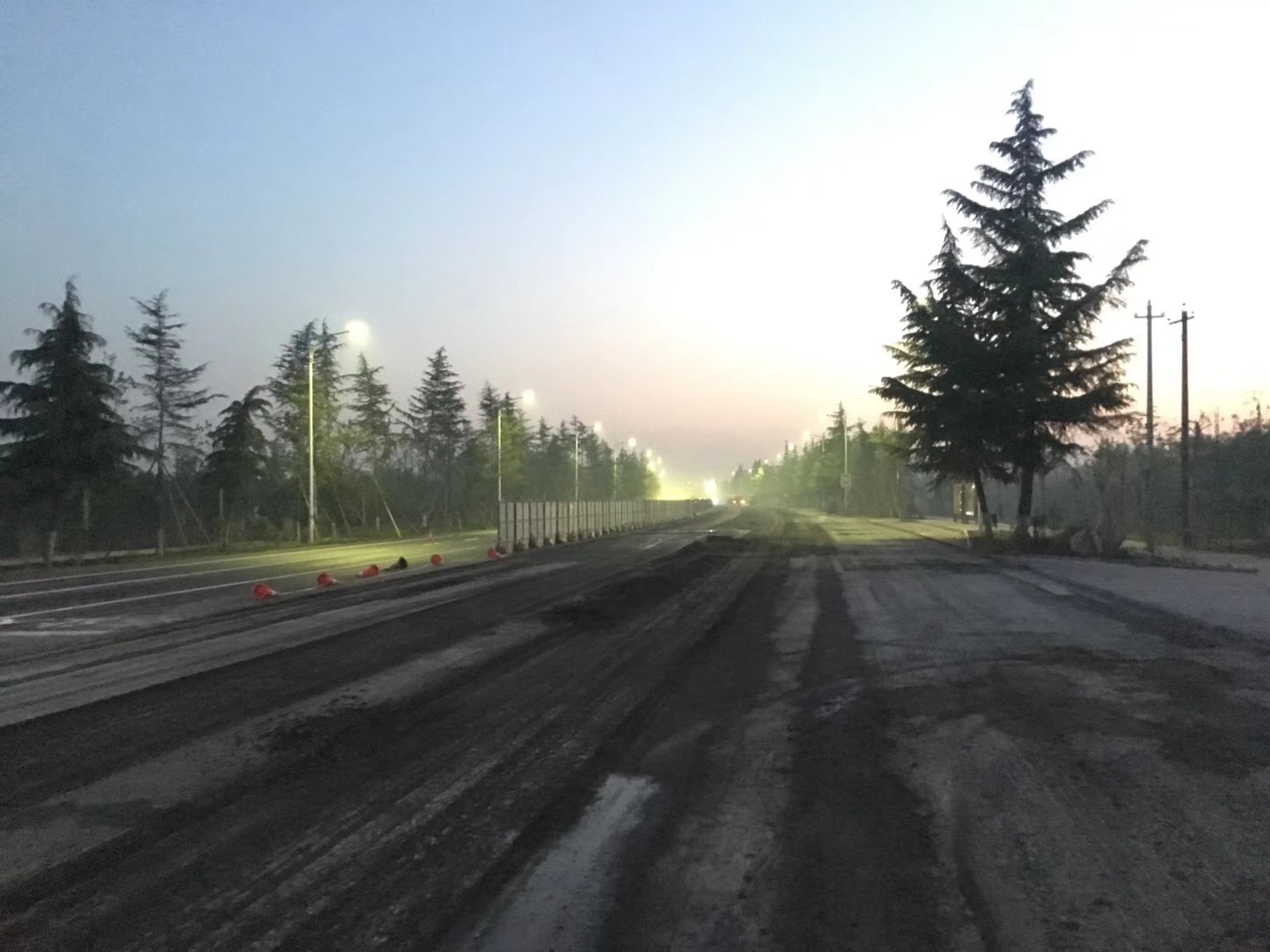 西灃路二級(jí)道路改造